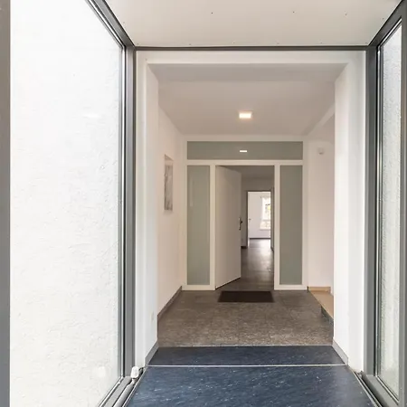 Unique: Geraeumige 4 Zimmerwohnung In Mit Sauna, Fitness Und Netflix Og