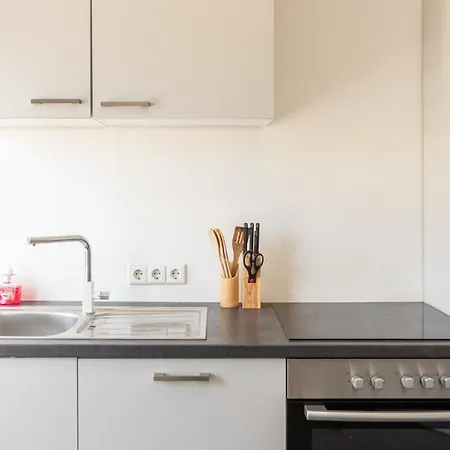 Unique: Geraeumige 4 Zimmerwohnung In Mit Sauna, Fitness Und Netflix Og *