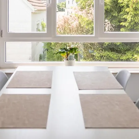 Unique: Geraeumige 4 Zimmerwohnung In Mit Sauna, Fitness Und Netflix Og Appartement Tuttlingen